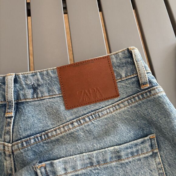 Zara Jeans Womens 6 Blue Denim Faded Medium Wash Ankle Slit Bootcut High Waisted - Picture 5 of 9